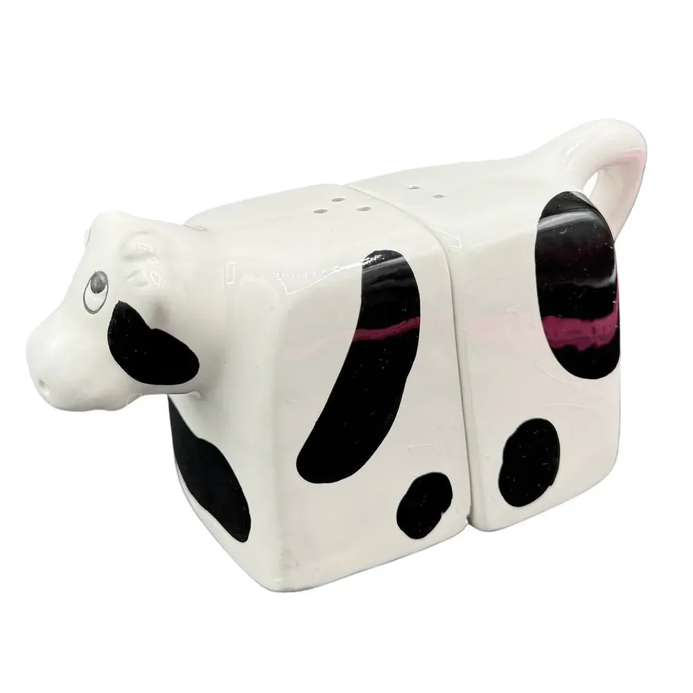 Vintage Black & White Cow Salt & Pepper Shaker Made In Taiwan 3D Effect